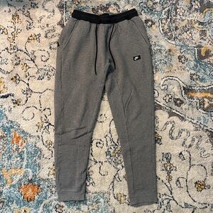 Nike Heather Gray Sweatpants with Black Trim